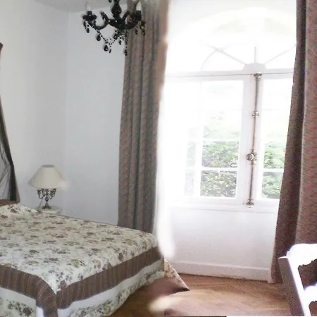 Beautiful With Direct Access To The Beach 别墅 *